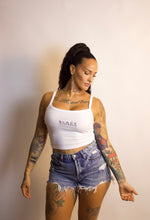 Load image into Gallery viewer, BLACK MANNE"QUEEN" - Crop Tank