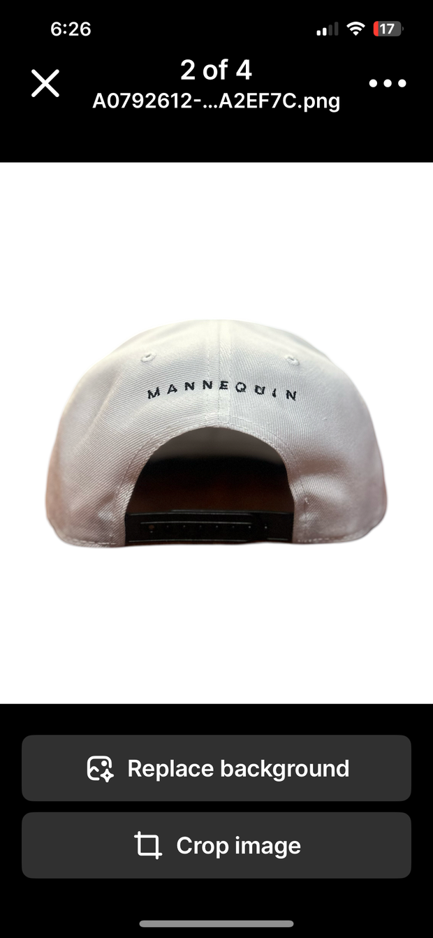 BLACK MANNEQUIN - V SnapBack White