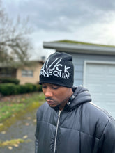 Load image into Gallery viewer, BLACK MANNEQUIN - Mannequin Skully Beanie Black