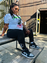 Load image into Gallery viewer, BLACK MANNE"QUEEN"  -  Circle Logo Leggings