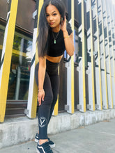 Load image into Gallery viewer, BLACK MANNE"QUEEN"  -  Circle Logo Leggings
